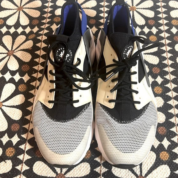 Nike  Air Huarache Run Ultra 10.5 - Picture 7 of 7